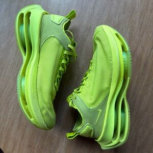 Nike Cyber Colorway Zoom Double Stacked Sneakers 8.5